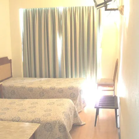 S. Juliao Hotel 2*