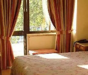 S. Juliao 2* Carcavelos (Lisbon)