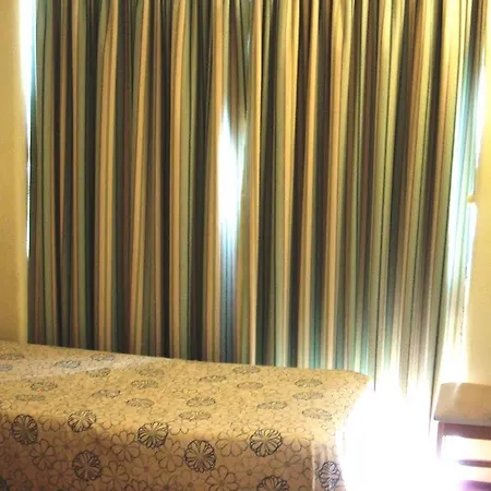 S. Juliao Hotel